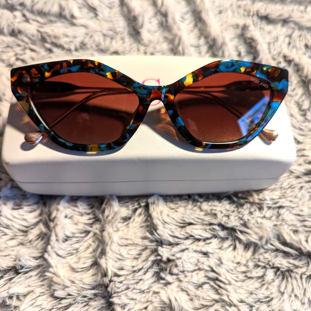 Sassy Jones sunglasses